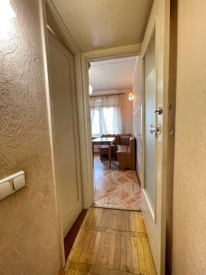 Продажа 2-комнатной квартиры 52 м², Вересневая ул., 12А