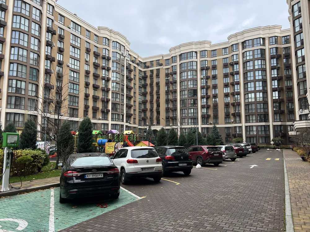 Продажа 3-комнатной квартиры 94 м², Мартынова просп., 12
