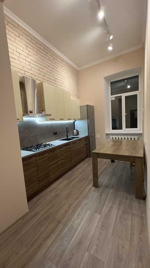Аренда 2-комнатной квартиры 100 м², Саксаганского ул., 69