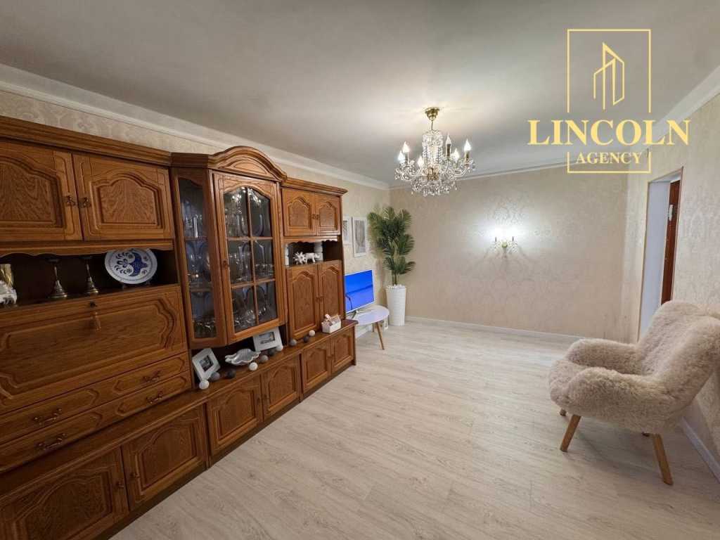 Продажа 2-комнатной квартиры 53 м², Соломенская ул., 4/2