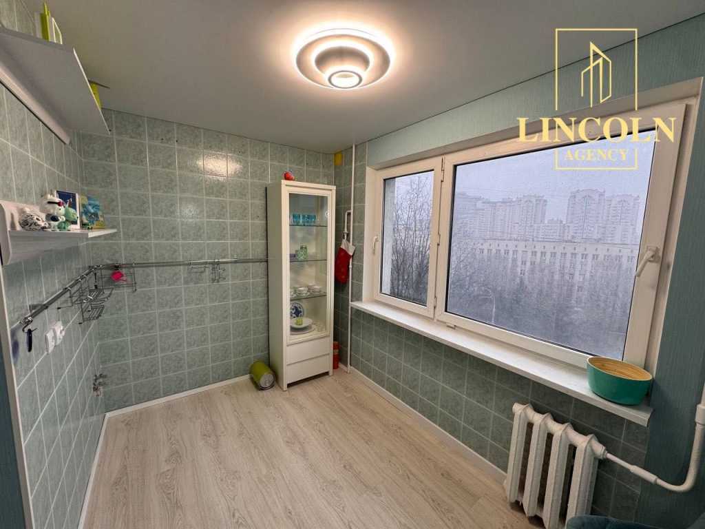 Продажа 2-комнатной квартиры 53 м², Соломенская ул., 4/2