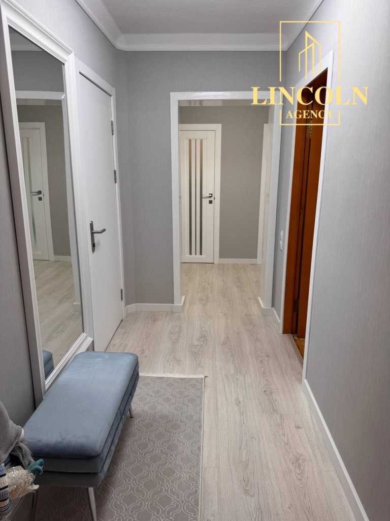 Продажа 2-комнатной квартиры 53 м², Соломенская ул., 4/2