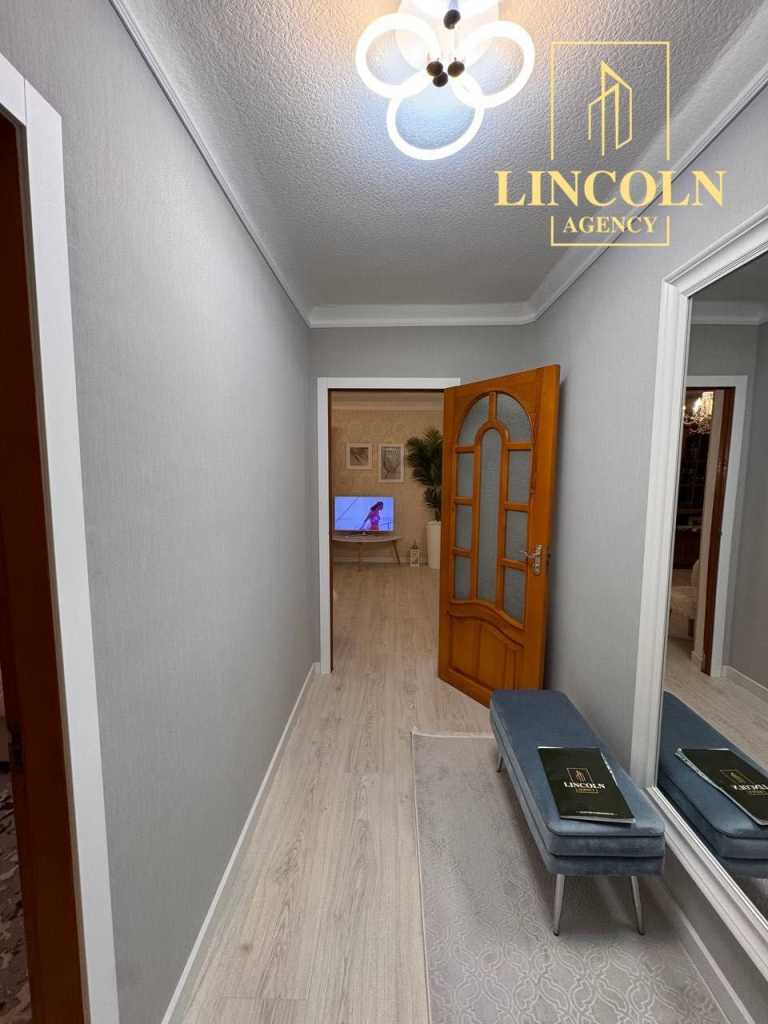 Продажа 2-комнатной квартиры 53 м², Соломенская ул., 4/2