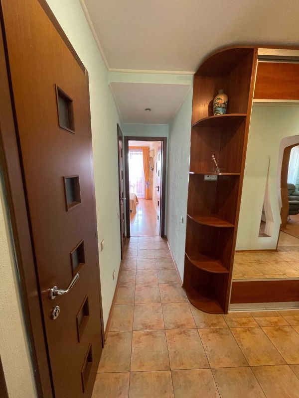 Аренда 4-комнатной квартиры 80 м², Маршала Малиновского ул., 6