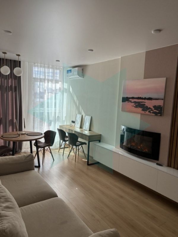 Оренда 1-кімнатної квартири 56 м², Луговська вул., 255