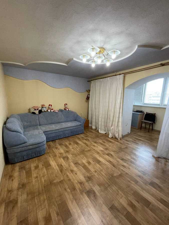 Продаж 3-кімнатної квартири 101 м², Робочий пров., 152