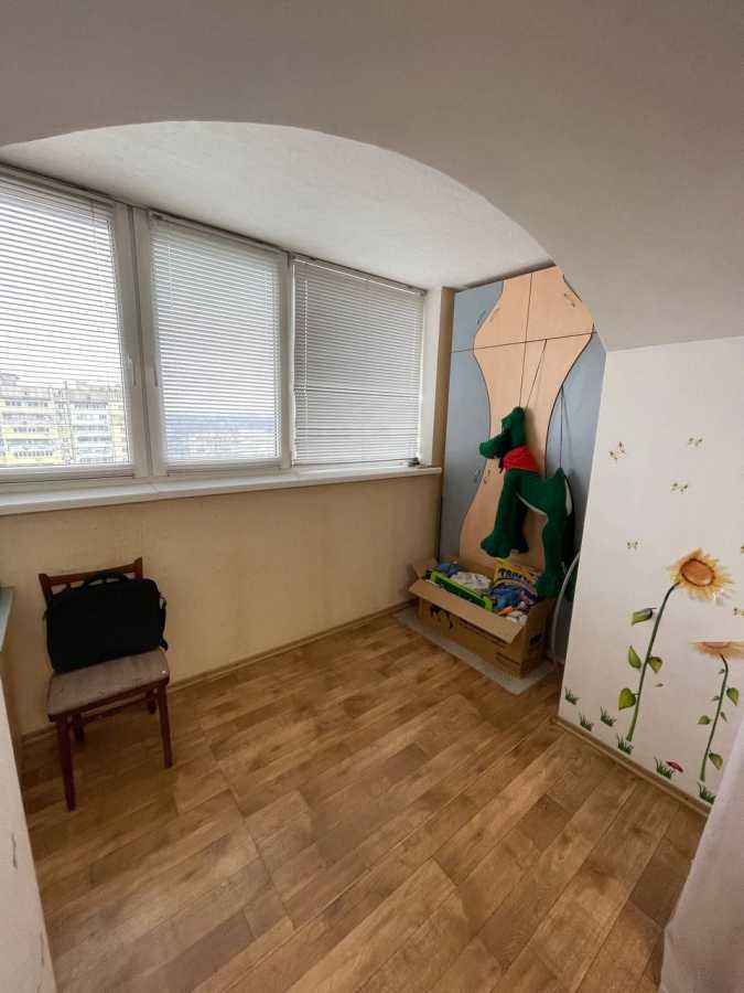 Продаж 3-кімнатної квартири 101 м², Робочий пров., 152