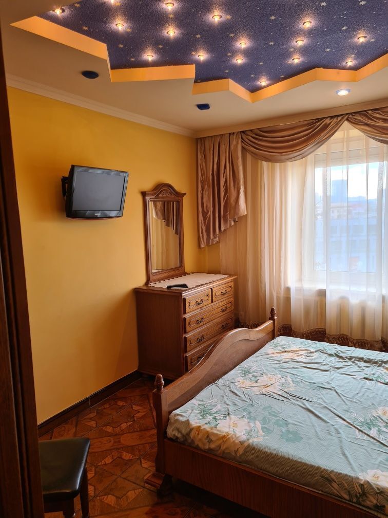 Аренда 2-комнатной квартиры 55 м², Вячеслава Липинского ул., 1