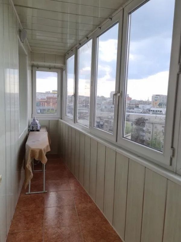 Аренда 2-комнатной квартиры 55 м², Вячеслава Липинского ул., 1