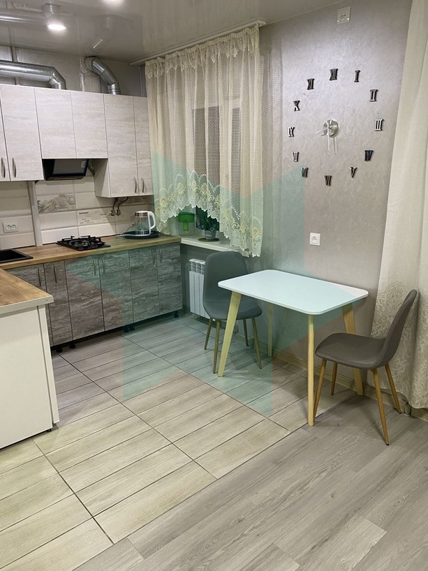 Оренда 1-кімнатної квартири 30 м², Робітнича вул., 81Д