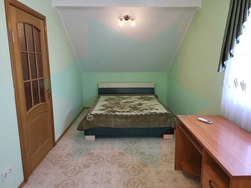 Оренда 1-кімнатної квартири 46 м², Прибережна вул.