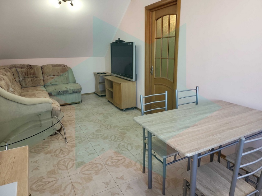 Оренда 1-кімнатної квартири 46 м², Прибережна вул.