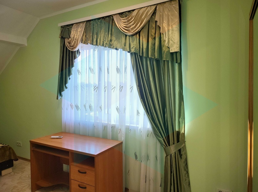 Оренда 1-кімнатної квартири 46 м², Прибережна вул.