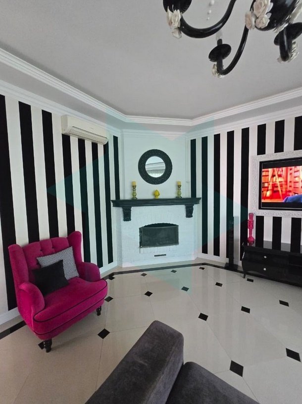 Аренда дома 400 м², Новочеркасская ул.