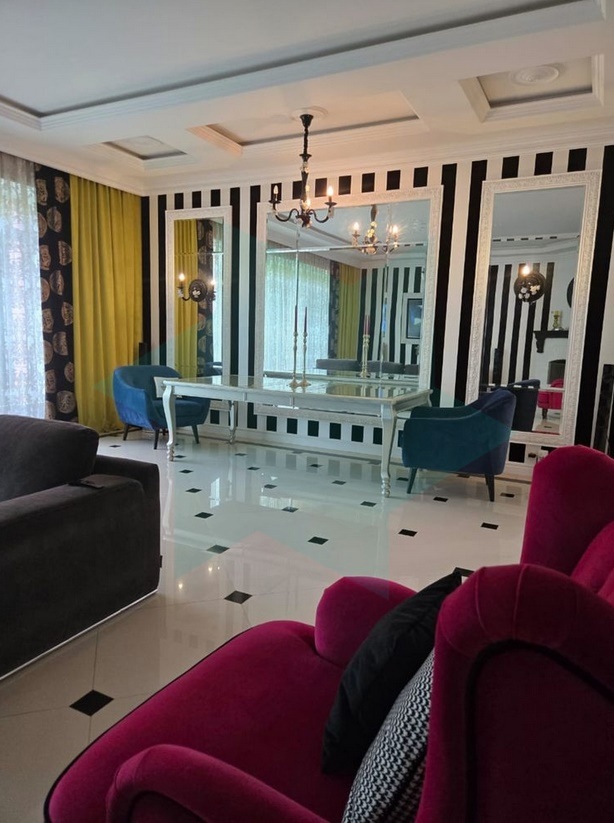 Аренда дома 400 м², Новочеркасская ул.