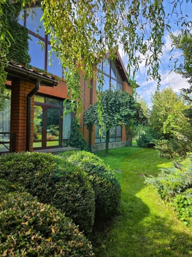 Аренда дома 400 м², Новочеркасская ул.