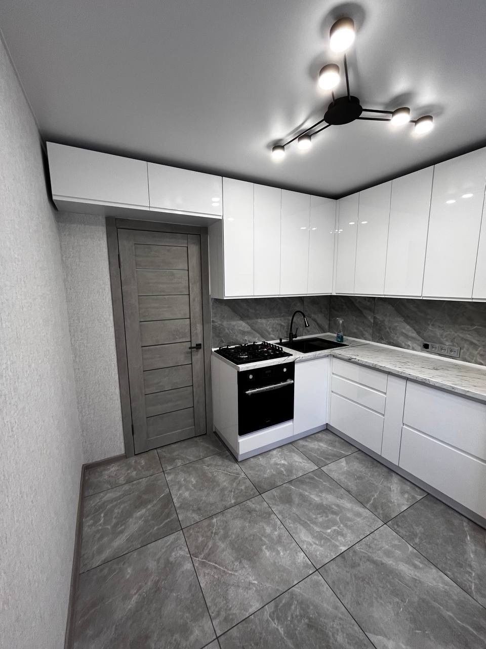 Продажа 2-комнатной квартиры 54 м², Паникахи ул.