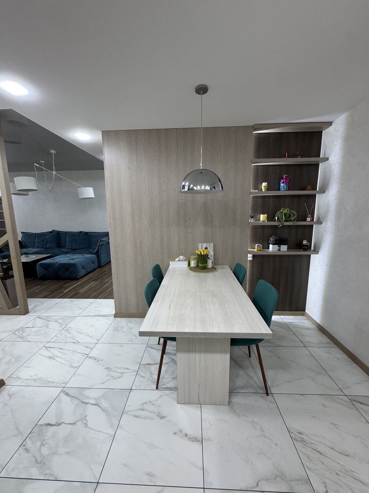 Продажа 2-комнатной квартиры 100 м², Рабочая ул., 166Д