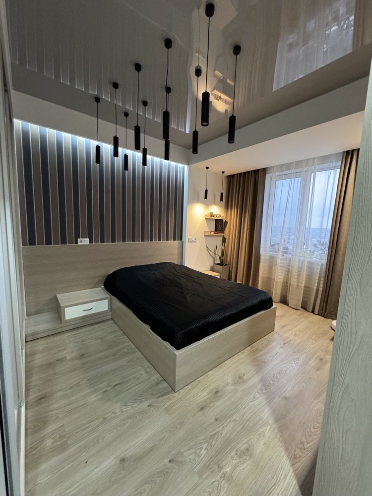 Продажа 2-комнатной квартиры 100 м², Рабочая ул., 166Д