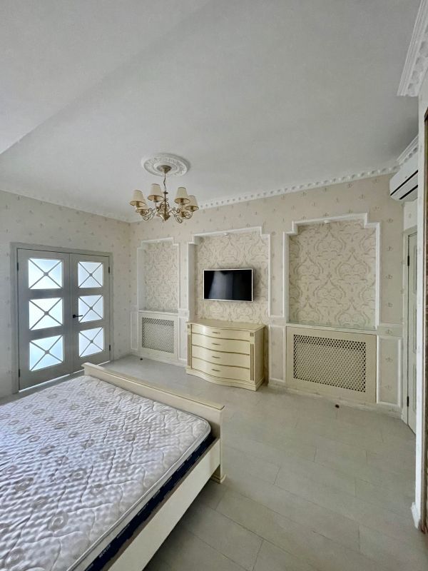 Аренда 2-комнатной квартиры 126 м², Рабочая ул., 166