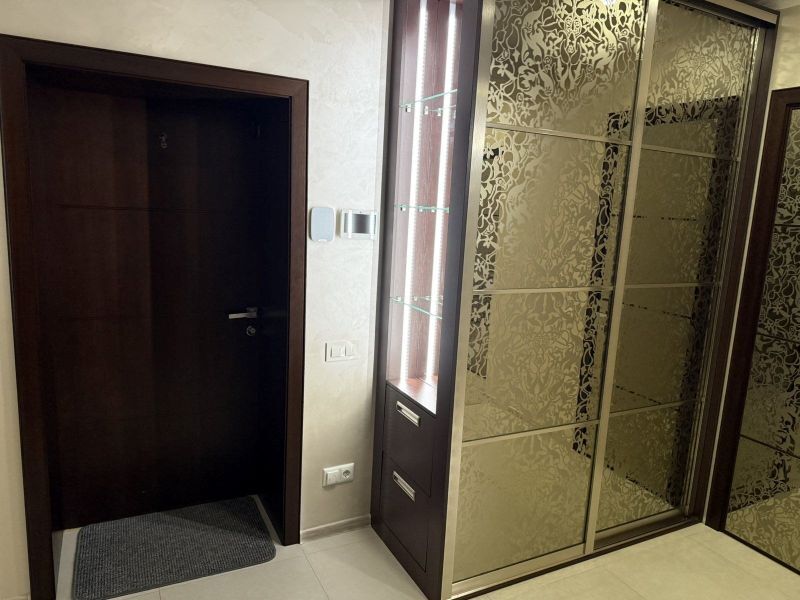 Оренда 3-кімнатної квартири 106 м², Василя Жуковського вул., 16