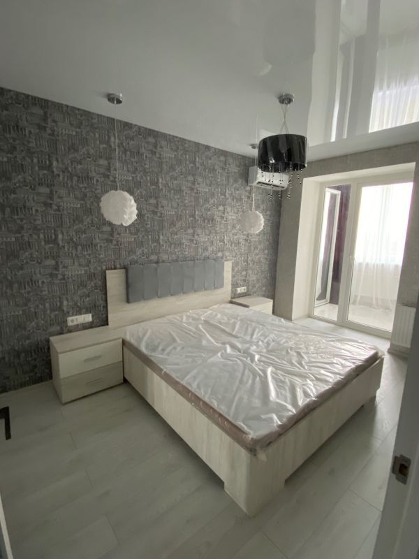 Оренда 1-кімнатної квартири 56 м², Набережна Перемоги вул., 62