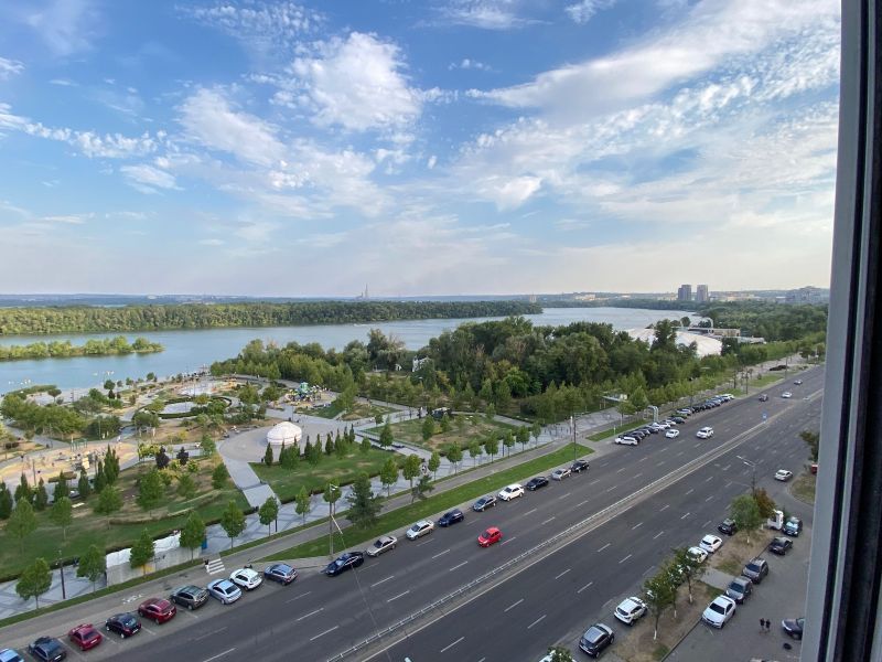 Оренда 1-кімнатної квартири 56 м², Набережна Перемоги вул., 62