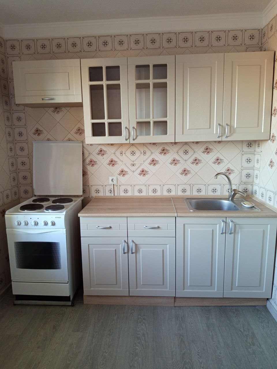 Оренда 1-кімнатної квартири 35 м², Райдужна вул., 35