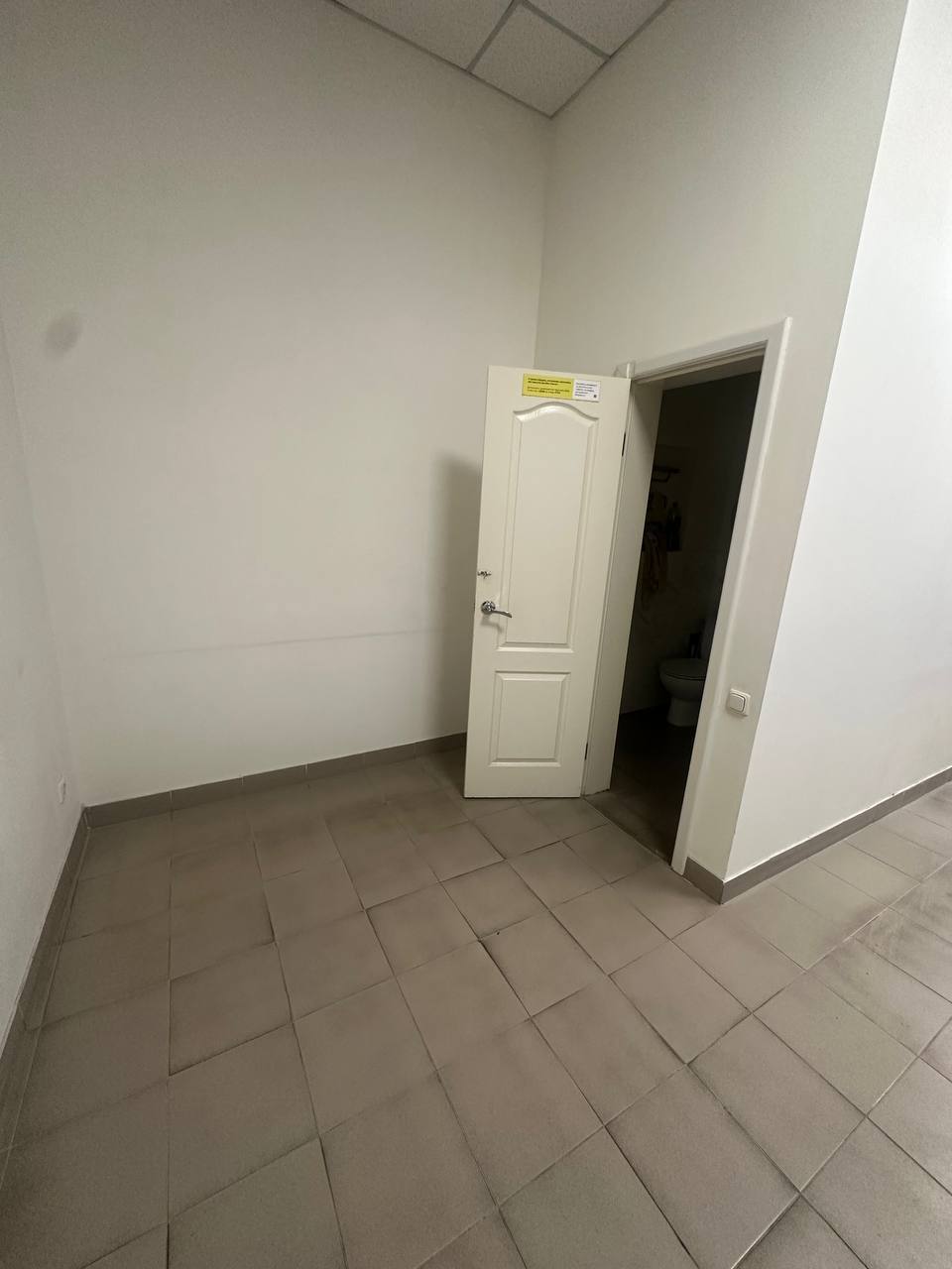 Аренда коммерции 121 м², Вячеслава Липинского ул., 12