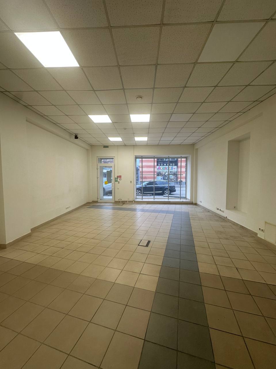 Аренда коммерции 121 м², Вячеслава Липинского ул., 12