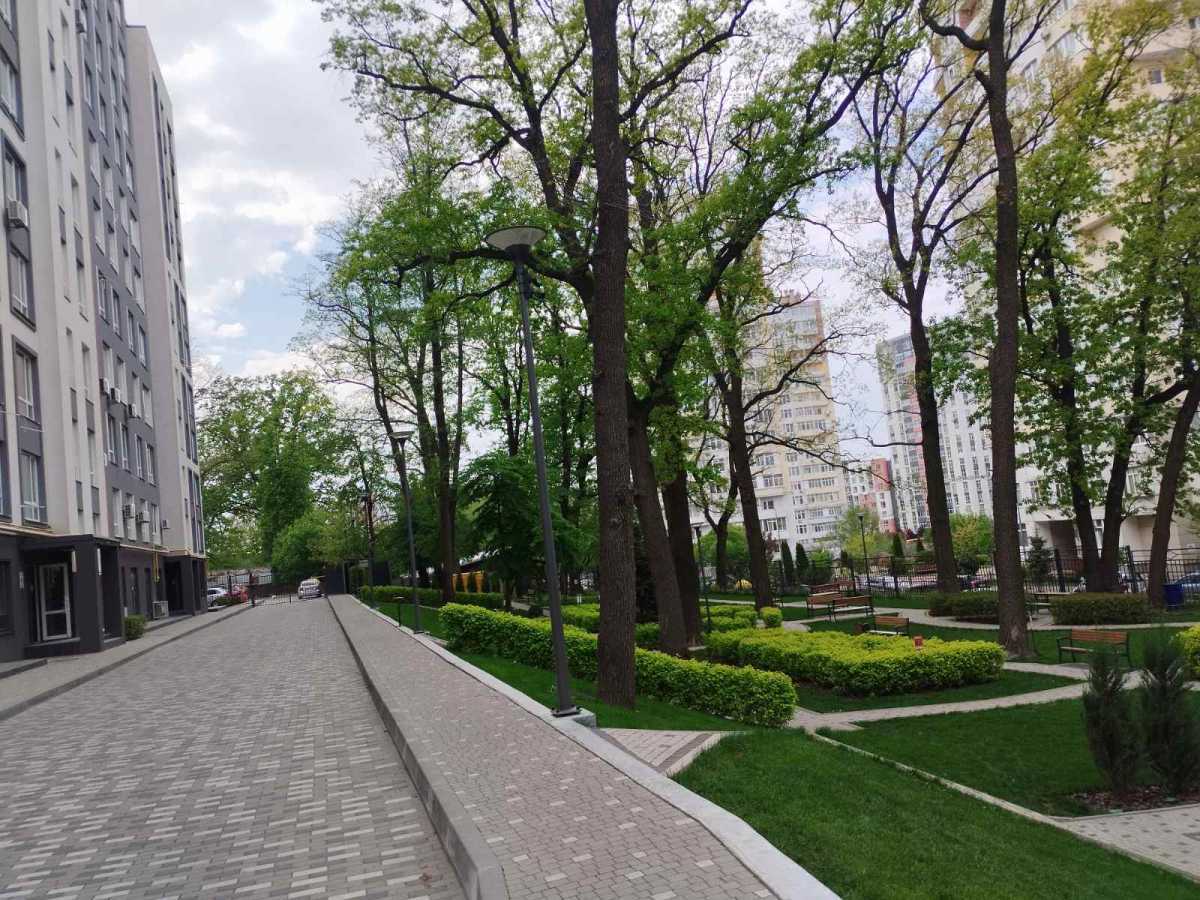 Продаж 1-кімнатної квартири 38 м², Сингаевского, 8К