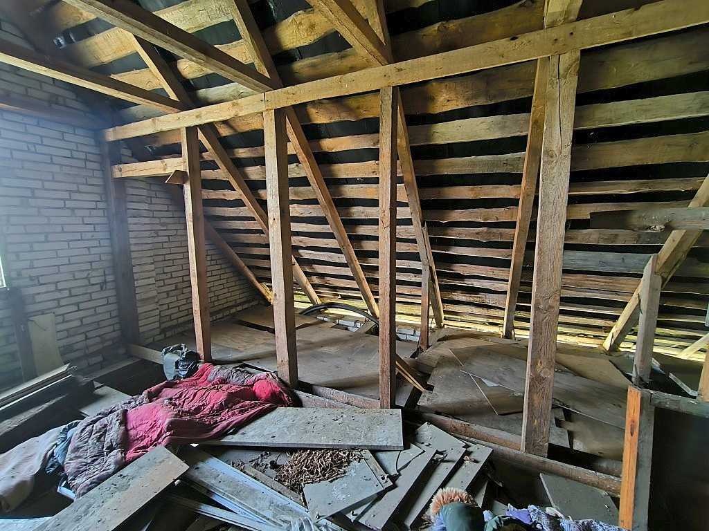 Продаж будинку 64 м², Польова