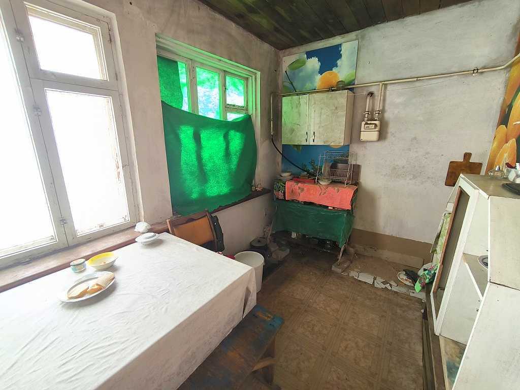 Продаж будинку 64 м², Польова