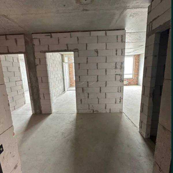 Продаж 2-кімнатної квартири 70 м², Дніпровське шосе, 15Є