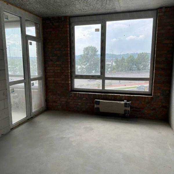 Продаж 2-кімнатної квартири 70 м², Дніпровське шосе, 15Є