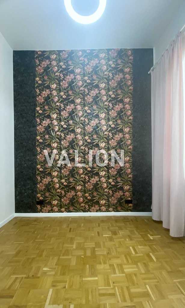 Продажа 3-комнатной квартиры 78 м², Михайловский пер., 17