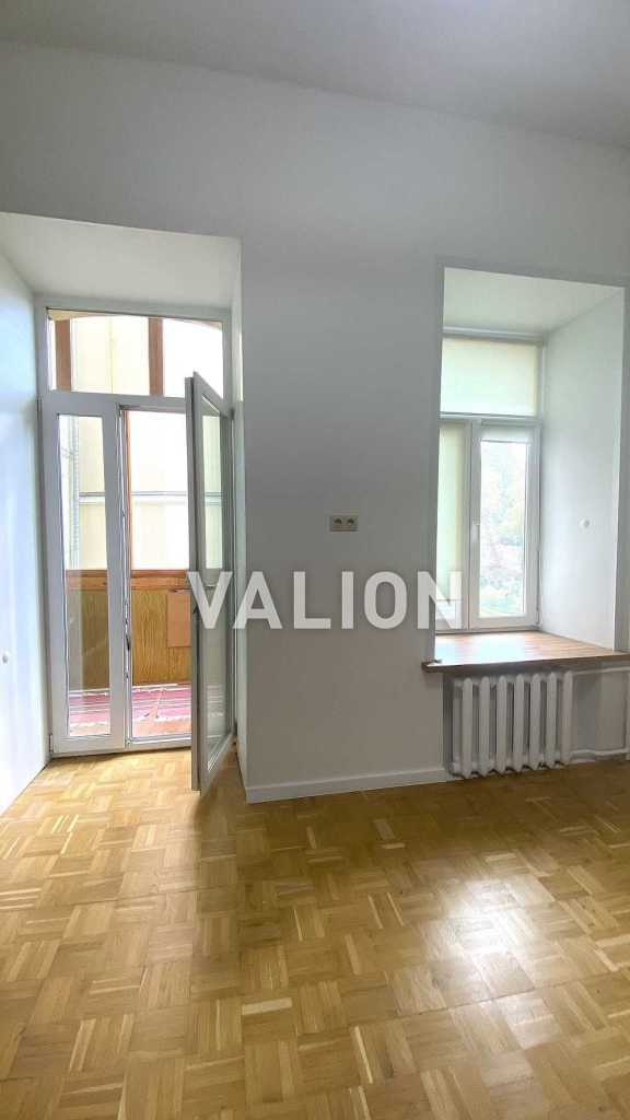 Продажа 3-комнатной квартиры 78 м², Михайловский пер., 17