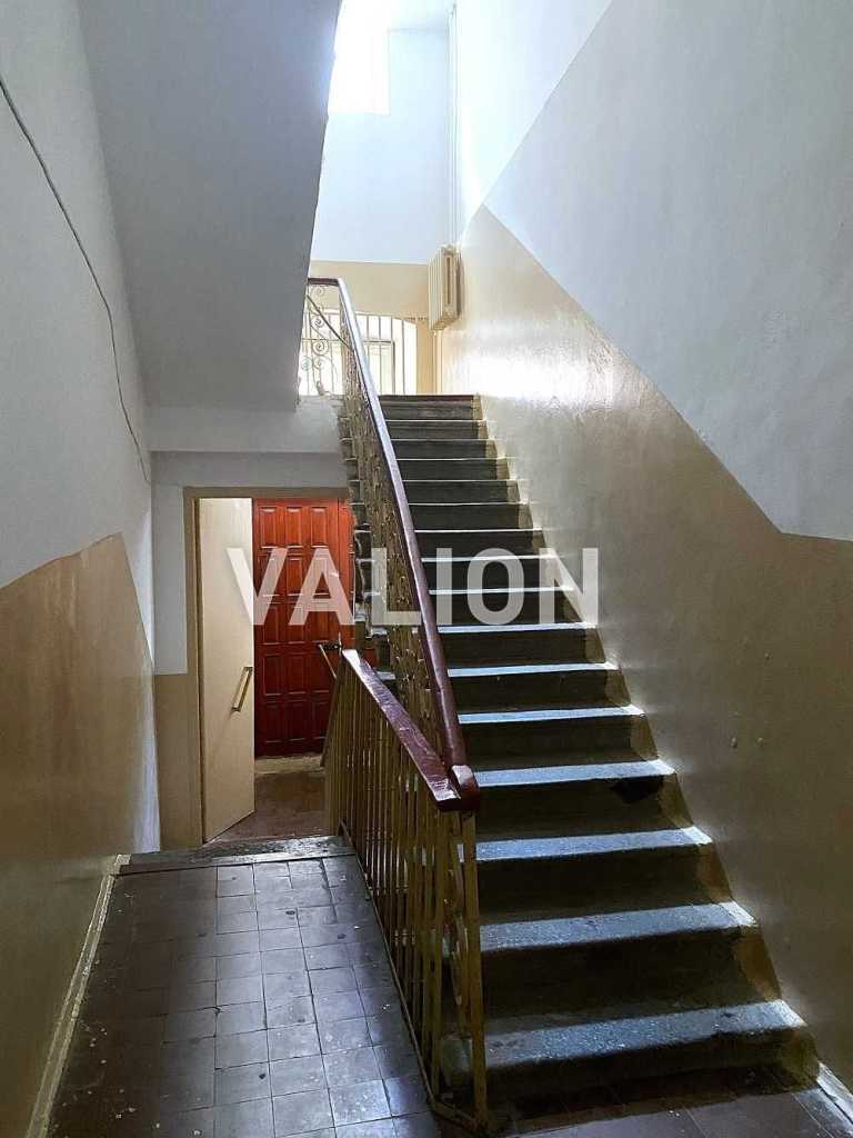 Продажа 3-комнатной квартиры 78 м², Михайловский пер., 17