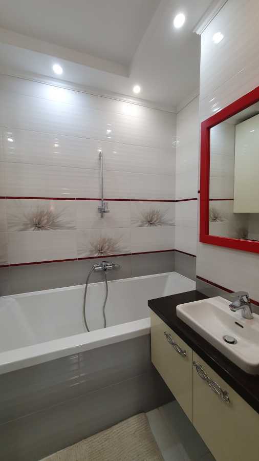 Оренда 4-кімнатної квартири 107 м², Воскресенська вул., 14Б