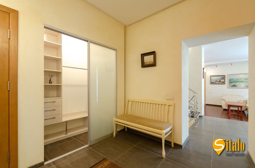 Аренда дома 416 м², Петра Дорошенко ул.