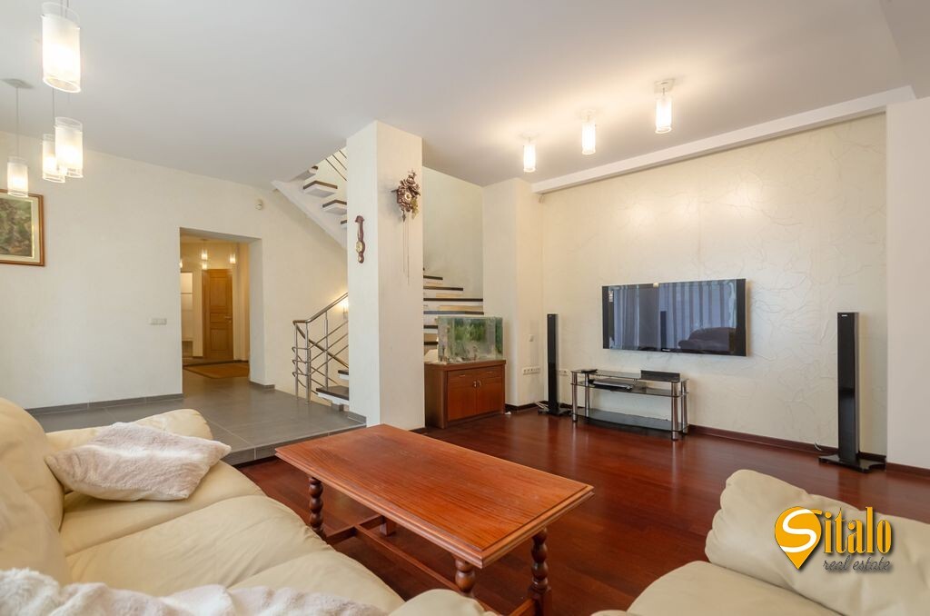 Аренда дома 416 м², Петра Дорошенко ул.