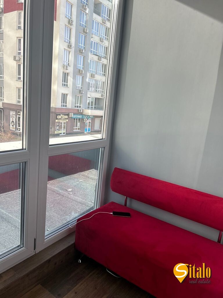 Продаж 1-кімнатної квартири 42 м², Каховська вул., 60