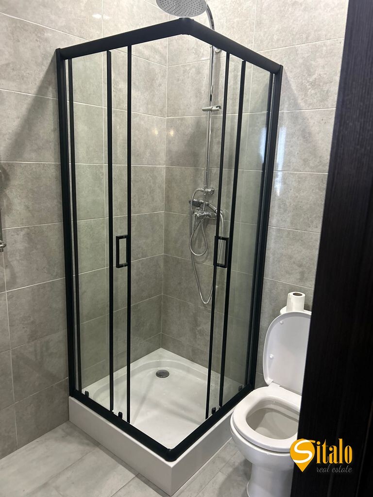 Продаж 1-кімнатної квартири 42 м², Каховська вул., 60