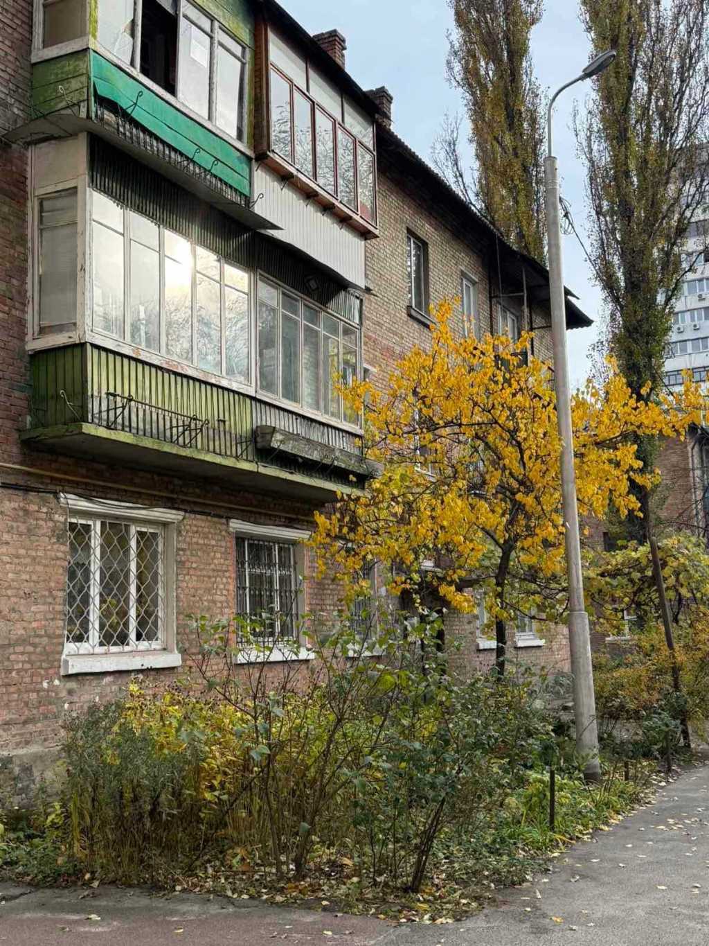 Продаж 2-кімнатної квартири 47 м², Корсунська вул., 33