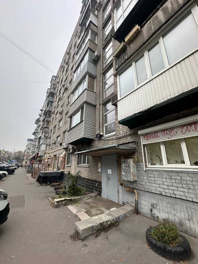 Продаж 3-кімнатної квартири 64 м², Старокозацька вул., 41/43