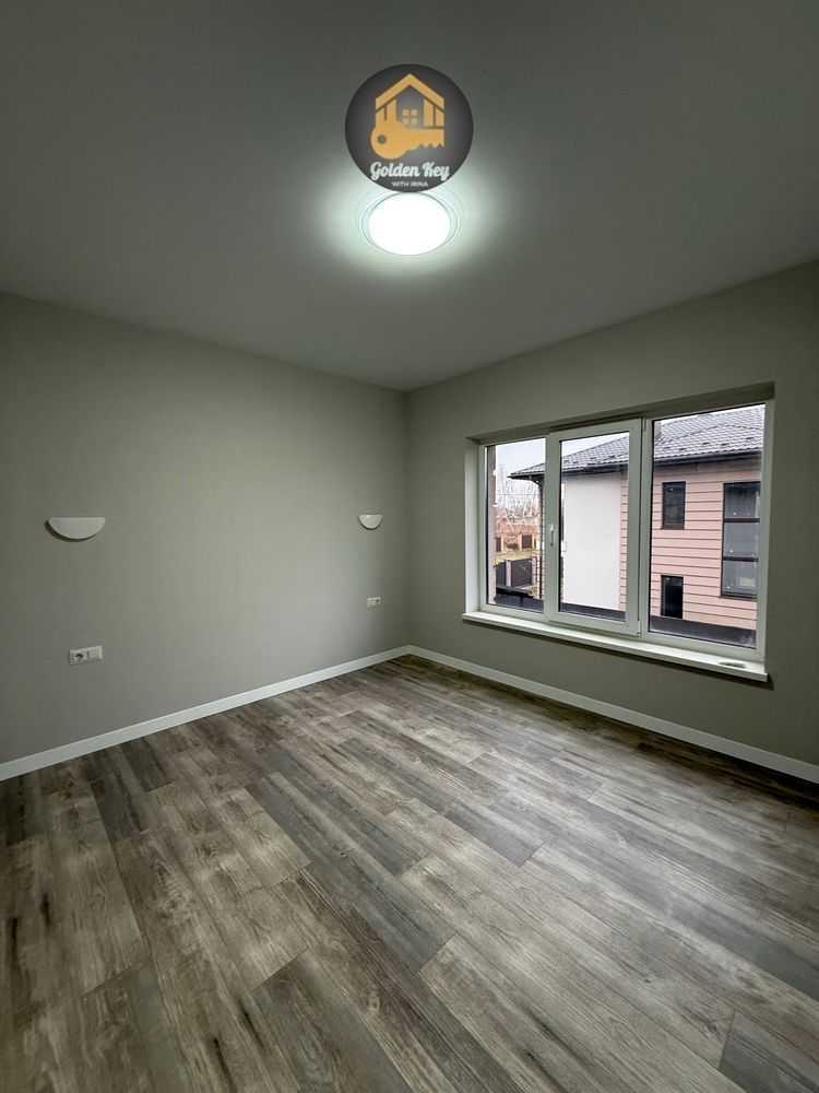 Продажа 4-комнатной квартиры 200 м², Вишнева, 35