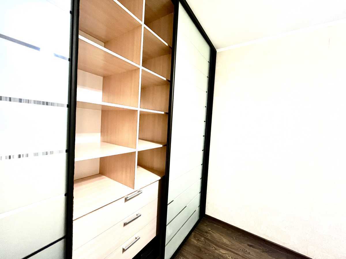 Оренда 2-кімнатної квартири 40 м², Святошинська вул., 27Г