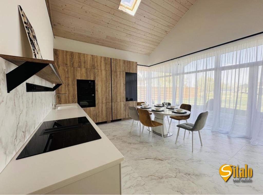 Продажа дома 152 м², 1-я Озерная ул.