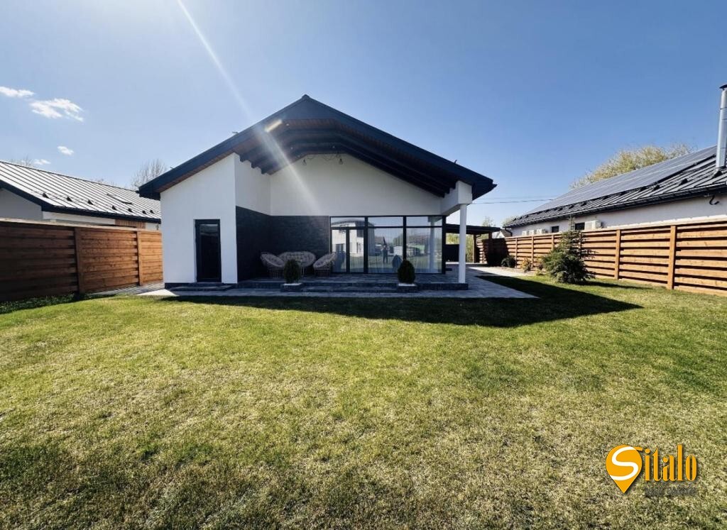 Продажа дома 152 м², 1-я Озерная ул.