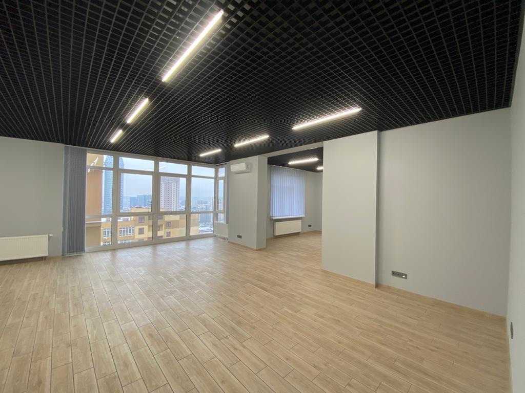 Аренда офиса 100 м², Евгения Коновальца ул., 36Е